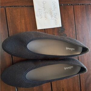 Olukai Women's Black Flats